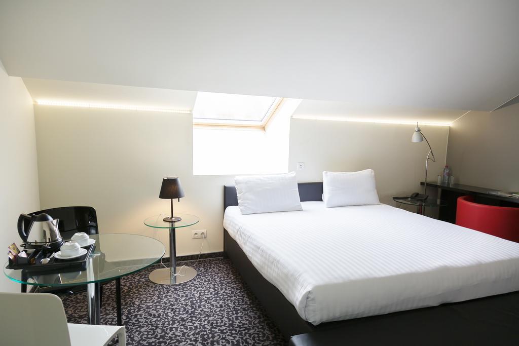 Hotel Tristar La Louvière Kültér fotó