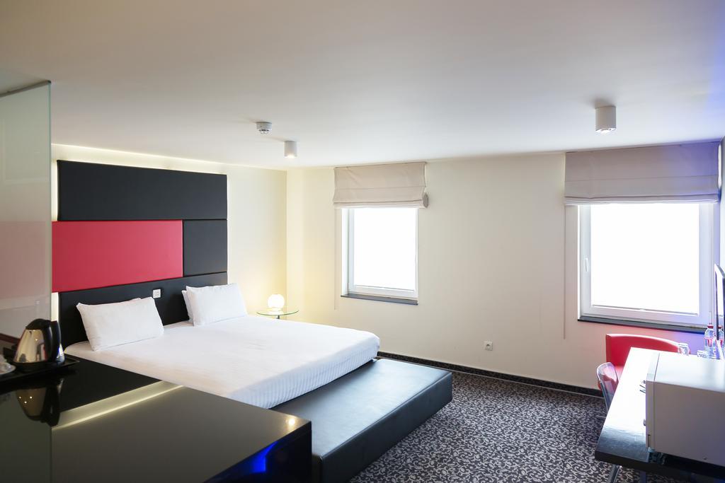 Hotel Tristar La Louvière Kültér fotó